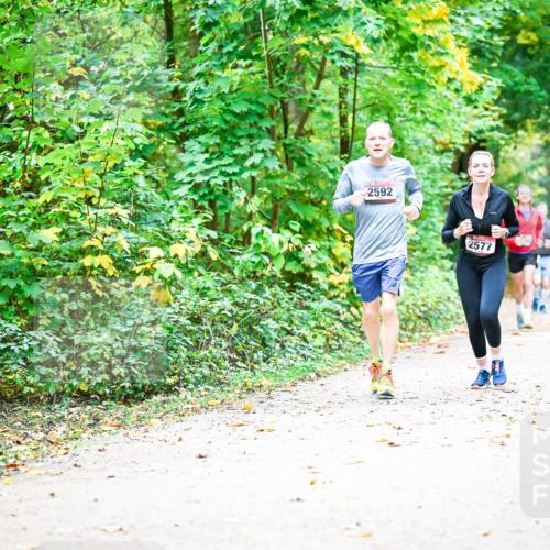 12.10.2025 - Bramfelder Halbmarathon 2025 Dr. Thomas Lammeyer http://msf.ph/oto/9343229 12.10.2025 09:57:50 Laufen 2592, 2577, 2800 meine-sportfotos.de