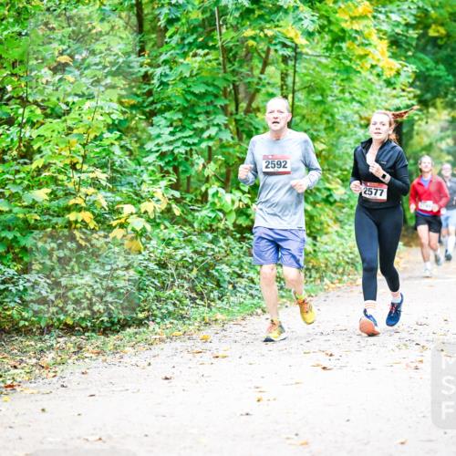 12.10.2025 - Bramfelder Halbmarathon 2025 Dr. Thomas Lammeyer http://msf.ph/oto/9343233 12.10.2025 09:57:50 Laufen 2592, 2577, 2000 meine-sportfotos.de