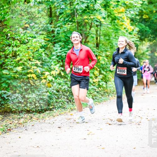 12.10.2025 - Bramfelder Halbmarathon 2025 Dr. Thomas Lammeyer http://msf.ph/oto/9343262 12.10.2025 09:57:56 Laufen 2800, 2799 meine-sportfotos.de
