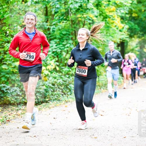 12.10.2025 - Bramfelder Halbmarathon 2025 Dr. Thomas Lammeyer http://msf.ph/oto/9343269 12.10.2025 09:57:57 Laufen 099, 799, 2800 meine-sportfotos.de