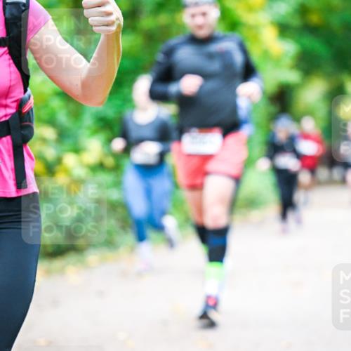 12.10.2025 - Bramfelder Halbmarathon 2025 Dr. Thomas Lammeyer http://msf.ph/oto/9343350 12.10.2025 09:58:11 Laufen 20, 884 meine-sportfotos.de