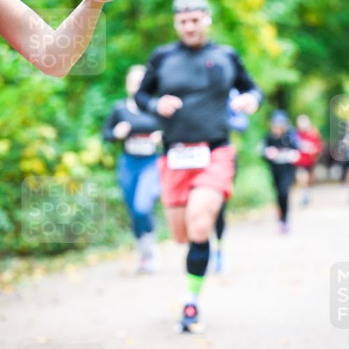 12.10.2025 - Bramfelder Halbmarathon 2025 Dr. Thomas Lammeyer http://msf.ph/oto/9343351 12.10.2025 09:58:12 Laufen  meine-sportfotos.de