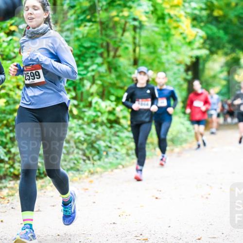 12.10.2025 - Bramfelder Halbmarathon 2025 Dr. Thomas Lammeyer http://msf.ph/oto/9343362 12.10.2025 09:58:13 Laufen 51313, 94, 2599 meine-sportfotos.de