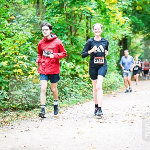 12.10.2025 - Bramfelder Halbmarathon 2025 Dr. Thomas Lammeyer http://msf.ph/oto/9343390 12.10.2025 09:58:18 Laufen 2560, 2743 meine-sportfotos.de