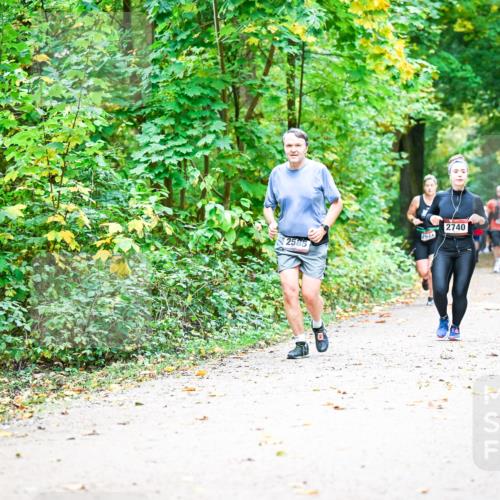 12.10.2025 - Bramfelder Halbmarathon 2025 Dr. Thomas Lammeyer http://msf.ph/oto/9343412 12.10.2025 09:58:22 Laufen 2585, 2740 meine-sportfotos.de