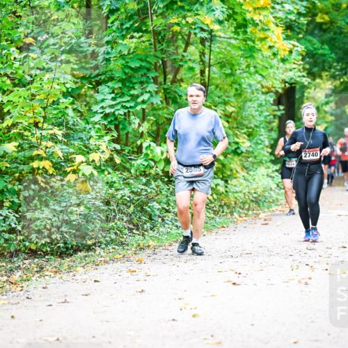 12.10.2025 - Bramfelder Halbmarathon 2025 Dr. Thomas Lammeyer http://msf.ph/oto/9343415 12.10.2025 09:58:22 Laufen 2585, 944, 2740 meine-sportfotos.de