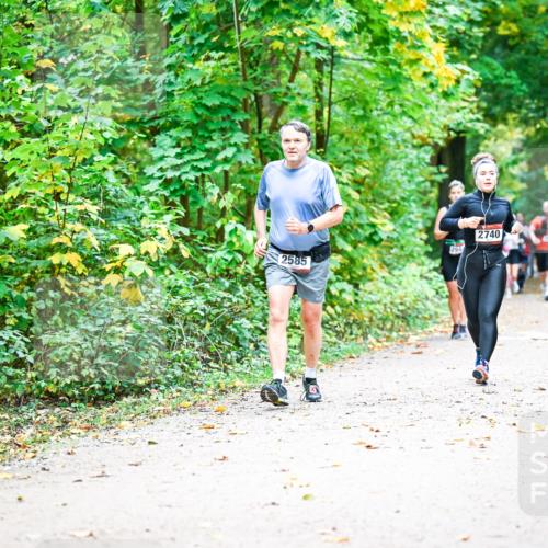 12.10.2025 - Bramfelder Halbmarathon 2025 Dr. Thomas Lammeyer http://msf.ph/oto/9343416 12.10.2025 09:58:23 Laufen 294, 2585, 2740 meine-sportfotos.de