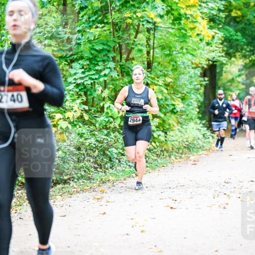 12.10.2025 - Bramfelder Halbmarathon 2025 Dr. Thomas Lammeyer http://msf.ph/oto/9343440 12.10.2025 09:58:26 Laufen 2740, 2944 meine-sportfotos.de