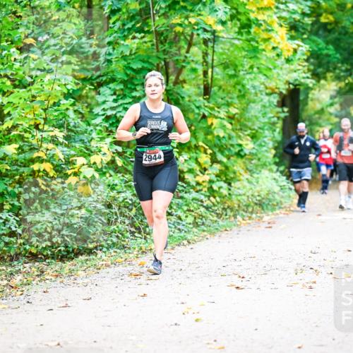 12.10.2025 - Bramfelder Halbmarathon 2025 Dr. Thomas Lammeyer http://msf.ph/oto/9343445 12.10.2025 09:58:27 Laufen 2944 meine-sportfotos.de