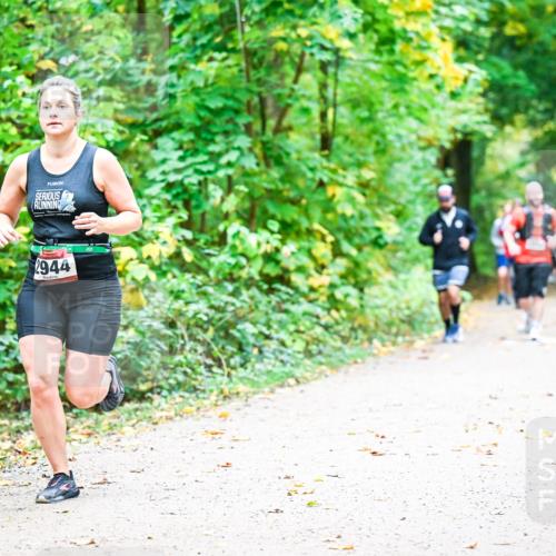 12.10.2025 - Bramfelder Halbmarathon 2025 Dr. Thomas Lammeyer http://msf.ph/oto/9343454 12.10.2025 09:58:28 Laufen 1944 meine-sportfotos.de