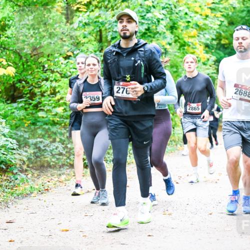 12.10.2025 - Bramfelder Halbmarathon 2025 Dr. Thomas Lammeyer http://msf.ph/oto/9343616 12.10.2025 09:58:58 Laufen 2359, 276, 2865, 2688, 61 meine-sportfotos.de