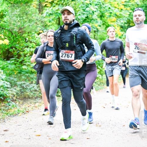 12.10.2025 - Bramfelder Halbmarathon 2025 Dr. Thomas Lammeyer http://msf.ph/oto/9343617 12.10.2025 09:58:58 Laufen 29, 2767, 880, 865, 26 meine-sportfotos.de