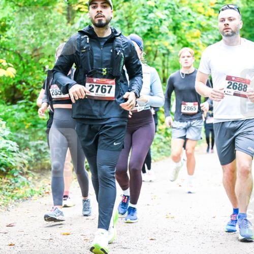 12.10.2025 - Bramfelder Halbmarathon 2025 Dr. Thomas Lammeyer http://msf.ph/oto/9343619 12.10.2025 09:58:59 Laufen 285, 2767, 2865, 1, 2688, 61 meine-sportfotos.de