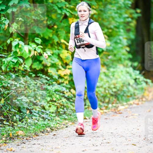 12.10.2025 - Bramfelder Halbmarathon 2025 Dr. Thomas Lammeyer http://msf.ph/oto/9343747 12.10.2025 09:59:42 Laufen 280 meine-sportfotos.de