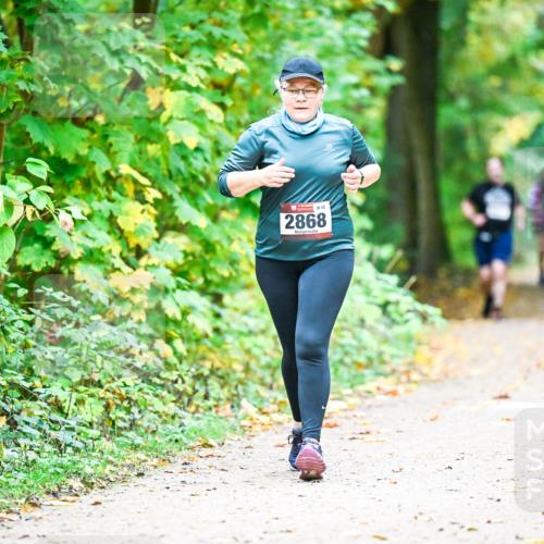 12.10.2025 - Bramfelder Halbmarathon 2025 Dr. Thomas Lammeyer http://msf.ph/oto/9343775 12.10.2025 10:00:13 Laufen 32, 2868 meine-sportfotos.de