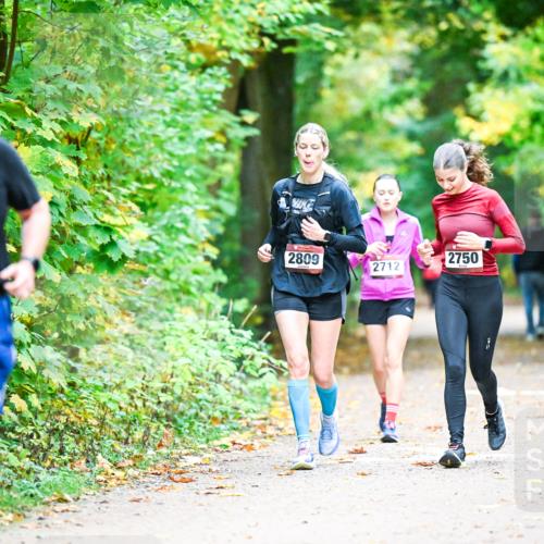 12.10.2025 - Bramfelder Halbmarathon 2025 Dr. Thomas Lammeyer http://msf.ph/oto/9343802 12.10.2025 10:00:28 Laufen 2637, 2809, 2712, 2750 meine-sportfotos.de