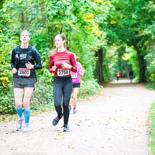 12.10.2025 - Bramfelder Halbmarathon 2025 Dr. Thomas Lammeyer http://msf.ph/oto/9343830 12.10.2025 10:00:33 Laufen 2809, 2750, 712 meine-sportfotos.de