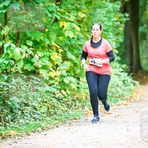 12.10.2025 - Bramfelder Halbmarathon 2025 Dr. Thomas Lammeyer http://msf.ph/oto/9343860 12.10.2025 10:01:01 Laufen 29 meine-sportfotos.de