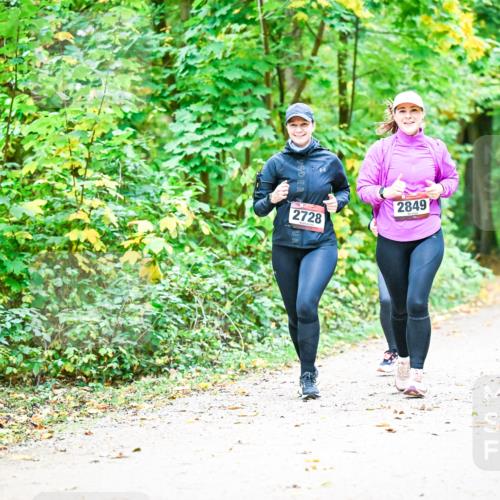 12.10.2025 - Bramfelder Halbmarathon 2025 Dr. Thomas Lammeyer http://msf.ph/oto/9343919 12.10.2025 10:01:22 Laufen 20, 2849, 2728 meine-sportfotos.de