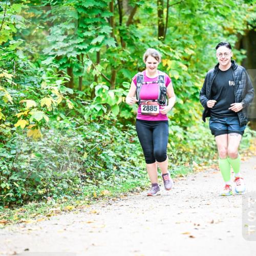 12.10.2025 - Bramfelder Halbmarathon 2025 Dr. Thomas Lammeyer http://msf.ph/oto/9343956 12.10.2025 10:01:44 Laufen 2885 meine-sportfotos.de