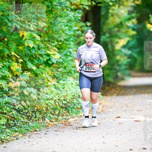 12.10.2025 - Bramfelder Halbmarathon 2025 Dr. Thomas Lammeyer http://msf.ph/oto/9344006 12.10.2025 10:02:24 Laufen 2926 meine-sportfotos.de