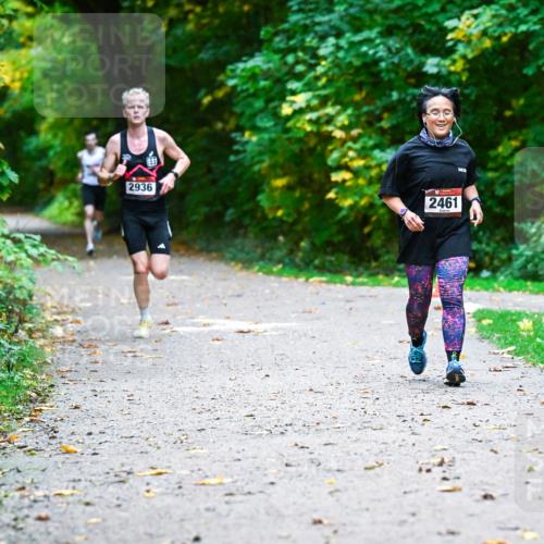 12.10.2025 - Bramfelder Halbmarathon 2025 Dr. Thomas Lammeyer http://msf.ph/oto/9344042 12.10.2025 10:03:06 Laufen 2936, 2461 meine-sportfotos.de