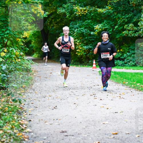 12.10.2025 - Bramfelder Halbmarathon 2025 Dr. Thomas Lammeyer http://msf.ph/oto/9344052 12.10.2025 10:03:07 Laufen 2936, 2461 meine-sportfotos.de