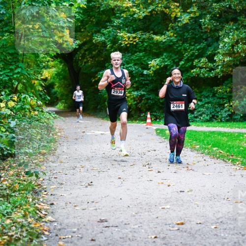 12.10.2025 - Bramfelder Halbmarathon 2025 Dr. Thomas Lammeyer http://msf.ph/oto/9344055 12.10.2025 10:03:08 Laufen 2936, 2461 meine-sportfotos.de