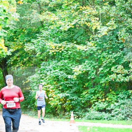 12.10.2025 - Bramfelder Halbmarathon 2025 Dr. Thomas Lammeyer http://msf.ph/oto/9344105 12.10.2025 10:04:31 Laufen 2424, 2807 meine-sportfotos.de