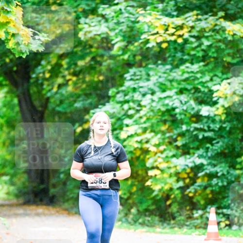 12.10.2025 - Bramfelder Halbmarathon 2025 Dr. Thomas Lammeyer http://msf.ph/oto/9344250 12.10.2025 10:07:20 Laufen 583 meine-sportfotos.de