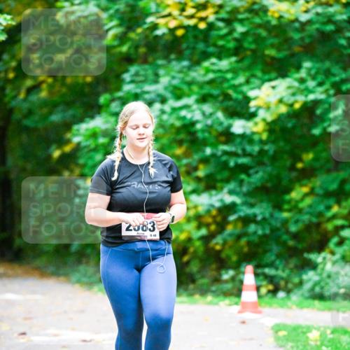 12.10.2025 - Bramfelder Halbmarathon 2025 Dr. Thomas Lammeyer http://msf.ph/oto/9344264 12.10.2025 10:07:22 Laufen 2583, 48 meine-sportfotos.de