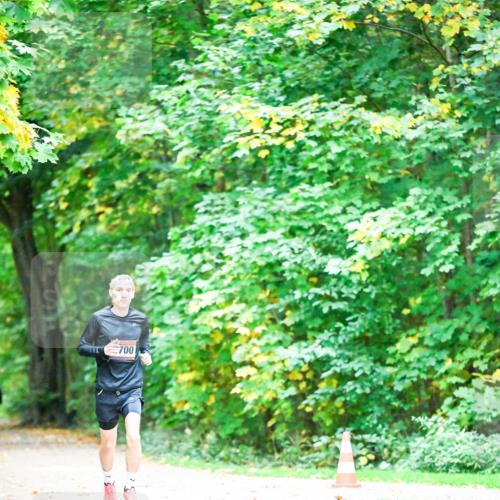 12.10.2025 - Bramfelder Halbmarathon 2025 Dr. Thomas Lammeyer http://msf.ph/oto/9344279 12.10.2025 10:08:08 Laufen 700 meine-sportfotos.de