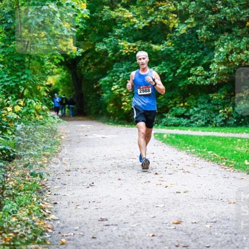 12.10.2025 - Bramfelder Halbmarathon 2025 Dr. Thomas Lammeyer http://msf.ph/oto/9344460 12.10.2025 10:09:24 Laufen 2988 meine-sportfotos.de
