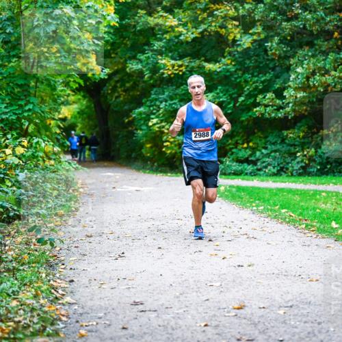 12.10.2025 - Bramfelder Halbmarathon 2025 Dr. Thomas Lammeyer http://msf.ph/oto/9344461 12.10.2025 10:09:24 Laufen 2988 meine-sportfotos.de