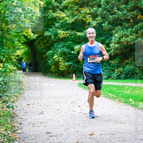 12.10.2025 - Bramfelder Halbmarathon 2025 Dr. Thomas Lammeyer http://msf.ph/oto/9344466 12.10.2025 10:09:25 Laufen 2989 meine-sportfotos.de