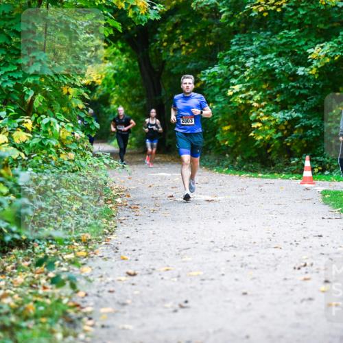 12.10.2025 - Bramfelder Halbmarathon 2025 Dr. Thomas Lammeyer http://msf.ph/oto/9344503 12.10.2025 10:10:51 Laufen 2803 meine-sportfotos.de