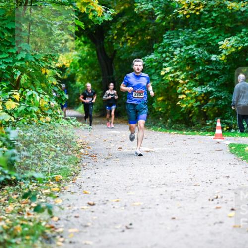 12.10.2025 - Bramfelder Halbmarathon 2025 Dr. Thomas Lammeyer http://msf.ph/oto/9344506 12.10.2025 10:10:51 Laufen 2803 meine-sportfotos.de