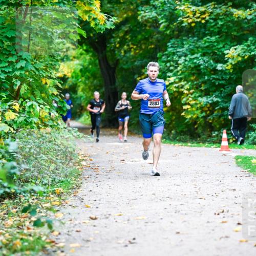12.10.2025 - Bramfelder Halbmarathon 2025 Dr. Thomas Lammeyer http://msf.ph/oto/9344511 12.10.2025 10:10:52 Laufen 2803 meine-sportfotos.de
