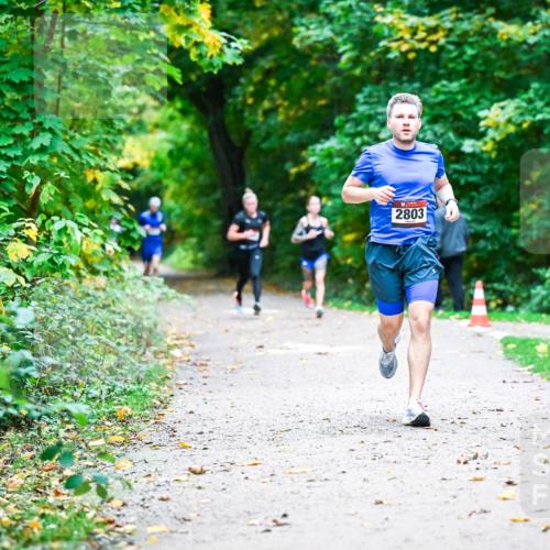 12.10.2025 - Bramfelder Halbmarathon 2025 Dr. Thomas Lammeyer http://msf.ph/oto/9344521 12.10.2025 10:10:53 Laufen 2803 meine-sportfotos.de