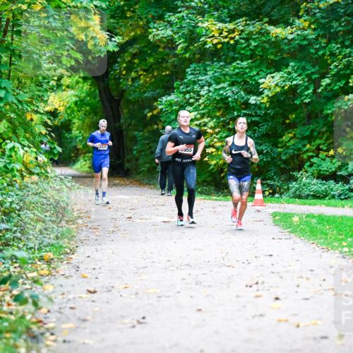 12.10.2025 - Bramfelder Halbmarathon 2025 Dr. Thomas Lammeyer http://msf.ph/oto/9344532 12.10.2025 10:10:57 Laufen 2431, 55 meine-sportfotos.de