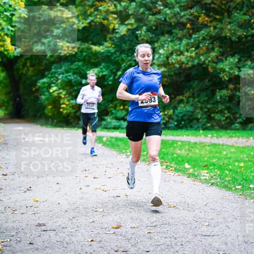 12.10.2025 - Bramfelder Halbmarathon 2025 Dr. Thomas Lammeyer http://msf.ph/oto/9344595 12.10.2025 10:11:14 Laufen  meine-sportfotos.de