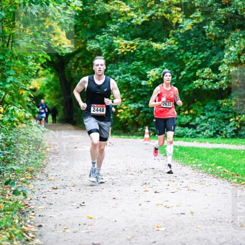 12.10.2025 - Bramfelder Halbmarathon 2025 Dr. Thomas Lammeyer http://msf.ph/oto/9344635 12.10.2025 10:11:26 Laufen 2448, 2633 meine-sportfotos.de