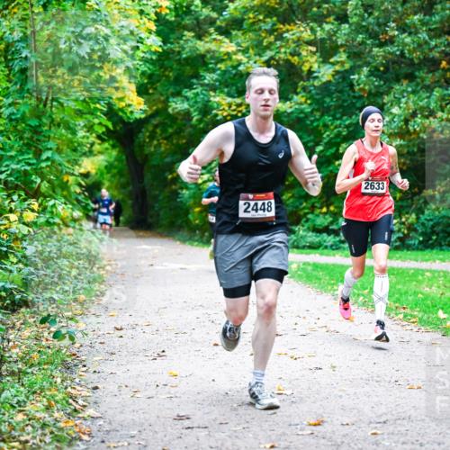 12.10.2025 - Bramfelder Halbmarathon 2025 Dr. Thomas Lammeyer http://msf.ph/oto/9344641 12.10.2025 10:11:27 Laufen 2448, 2633 meine-sportfotos.de
