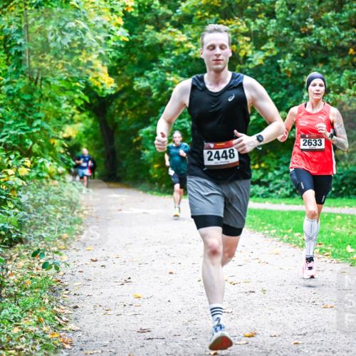 12.10.2025 - Bramfelder Halbmarathon 2025 Dr. Thomas Lammeyer http://msf.ph/oto/9344643 12.10.2025 10:11:28 Laufen 2448, 2633 meine-sportfotos.de