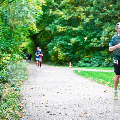 12.10.2025 - Bramfelder Halbmarathon 2025 Dr. Thomas Lammeyer http://msf.ph/oto/9344664 12.10.2025 10:11:31 Laufen 88 meine-sportfotos.de