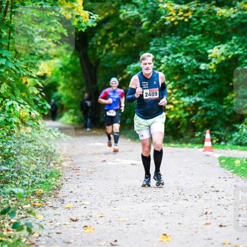 12.10.2025 - Bramfelder Halbmarathon 2025 Dr. Thomas Lammeyer http://msf.ph/oto/9344708 12.10.2025 10:11:43 Laufen 2489 meine-sportfotos.de