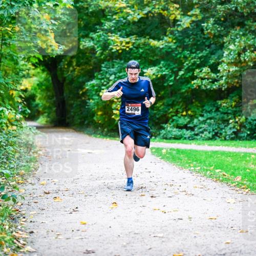 12.10.2025 - Bramfelder Halbmarathon 2025 Dr. Thomas Lammeyer http://msf.ph/oto/9344789 12.10.2025 10:12:27 Laufen 2496 meine-sportfotos.de