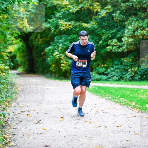 12.10.2025 - Bramfelder Halbmarathon 2025 Dr. Thomas Lammeyer http://msf.ph/oto/9344792 12.10.2025 10:12:27 Laufen 2496, 855 meine-sportfotos.de