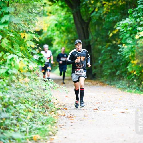 12.10.2025 - Bramfelder Halbmarathon 2025 Dr. Thomas Lammeyer http://msf.ph/oto/9344808 12.10.2025 10:12:37 Laufen 3, 2878 meine-sportfotos.de
