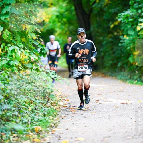12.10.2025 - Bramfelder Halbmarathon 2025 Dr. Thomas Lammeyer http://msf.ph/oto/9344817 12.10.2025 10:12:39 Laufen 3, 2878 meine-sportfotos.de